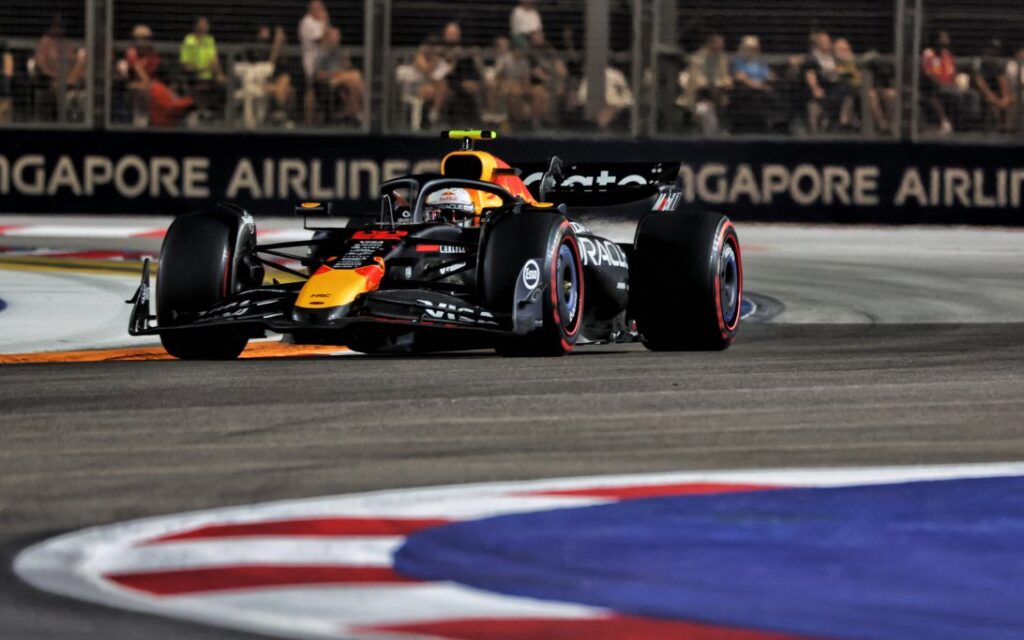 Yuki Tsunoda en Singapur
