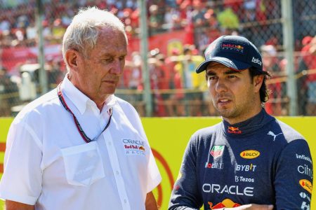 Checo-Pérez-Helmut-Marko Checo Pérez junto a Helmut Marko.