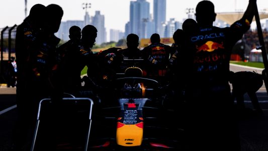 Max-Verstappen-China Max Verstappen en China con Red Bull.