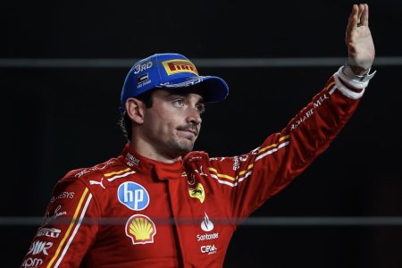 Charles Leclerc podría abandonar Ferrari.
